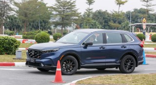 Giá bán Honda CR-V hybrid 2026 lắp ráp tại Việt Nam vừa được công bố, cao nhất 1,25 tỷ đồng